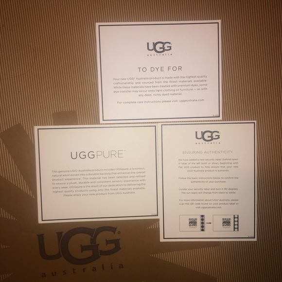 Ugg  Purple Bailey Button Size 6 - Picture 10 of 13